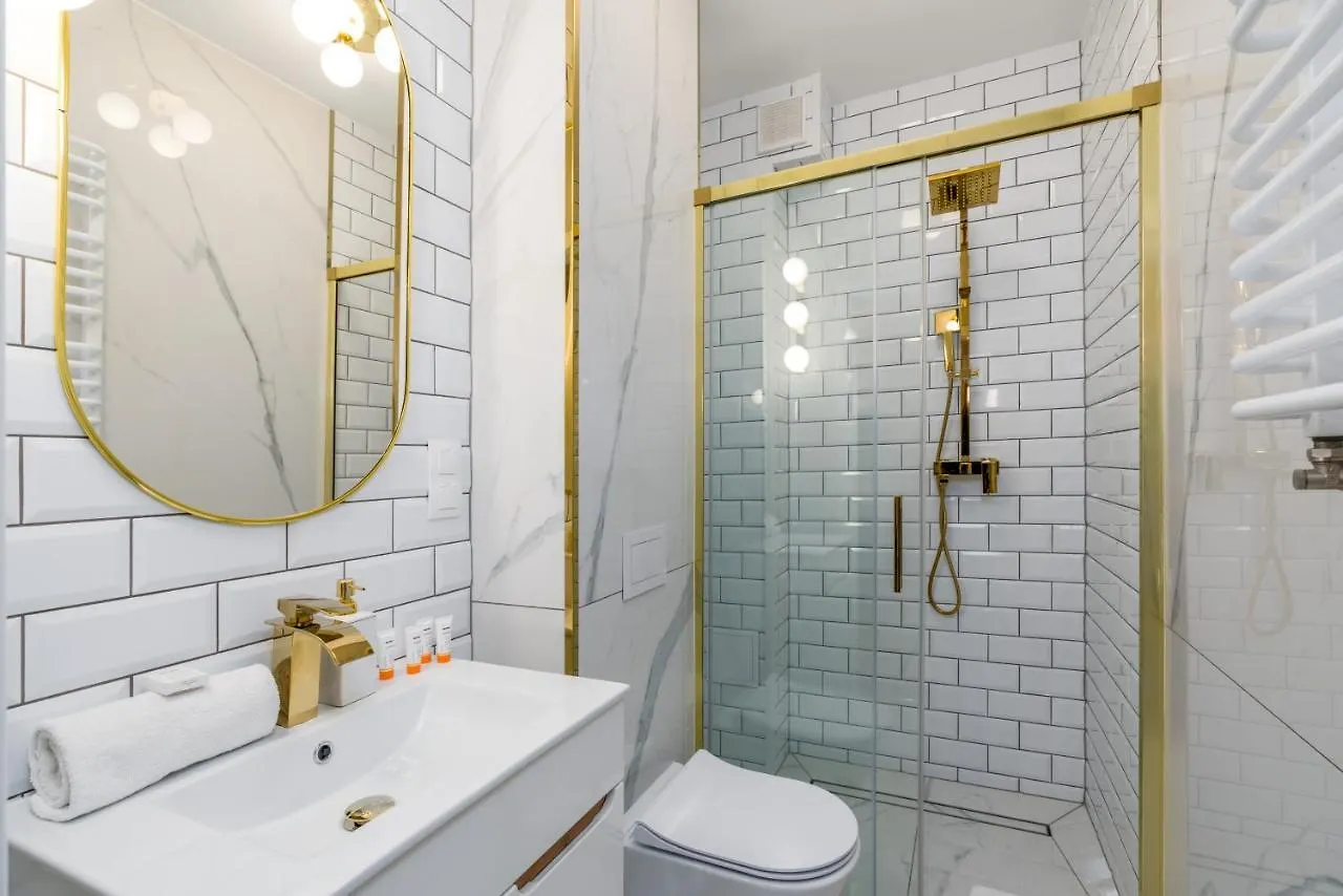 Modern Studio Apartments Poznan City Center By Noclegi Renters 0*,  פולין